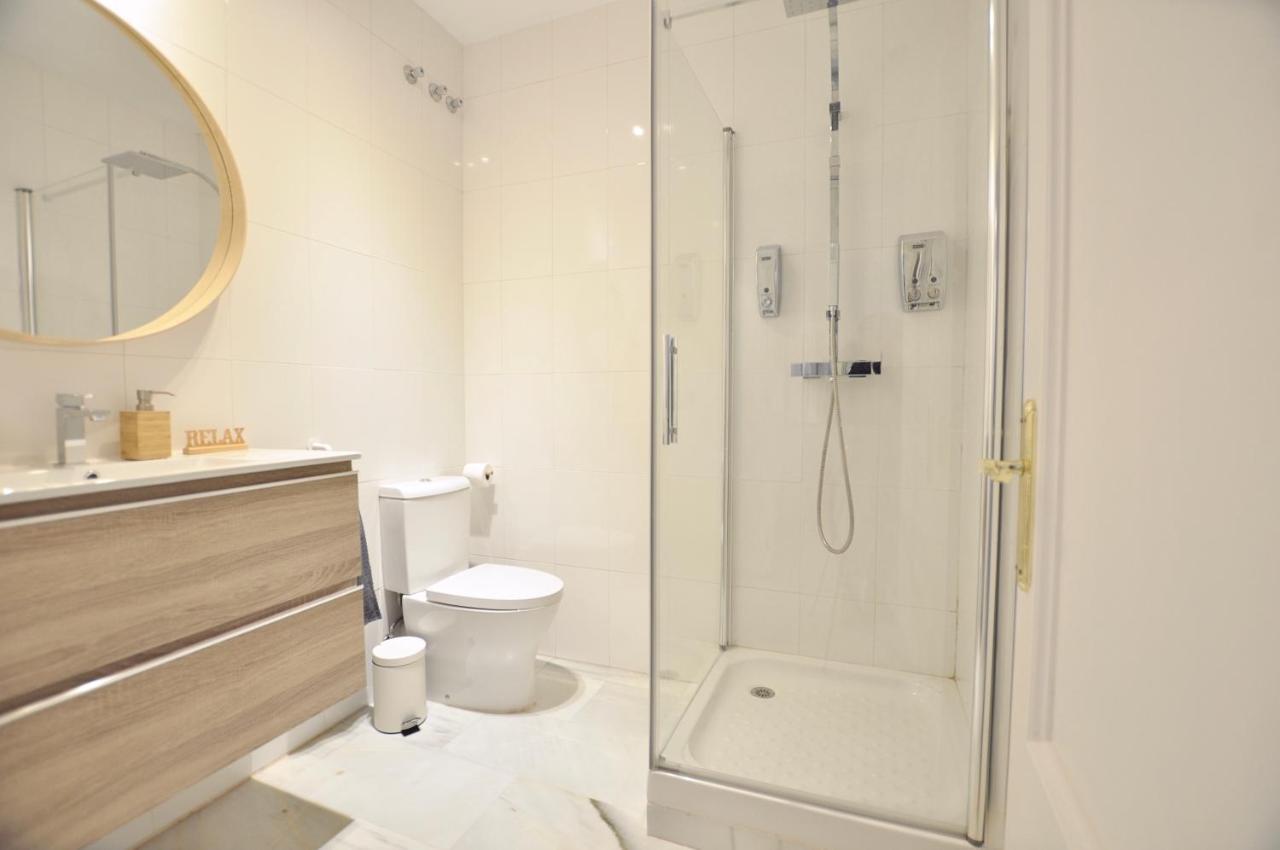 Luminoso Y Coqueto Apartamento Con Jardin Malaga Luaran gambar