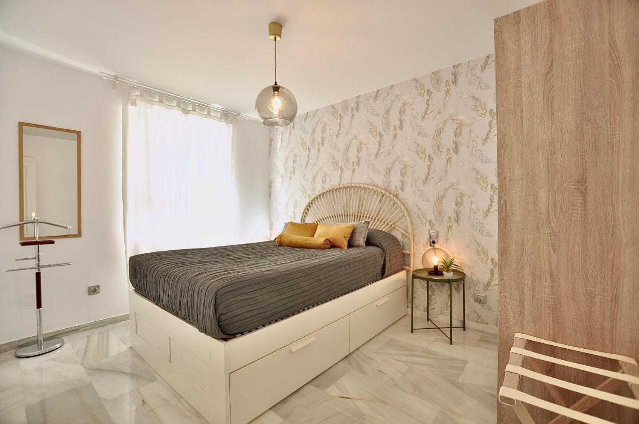 Luminoso Y Coqueto Apartamento Con Jardin Malaga Luaran gambar